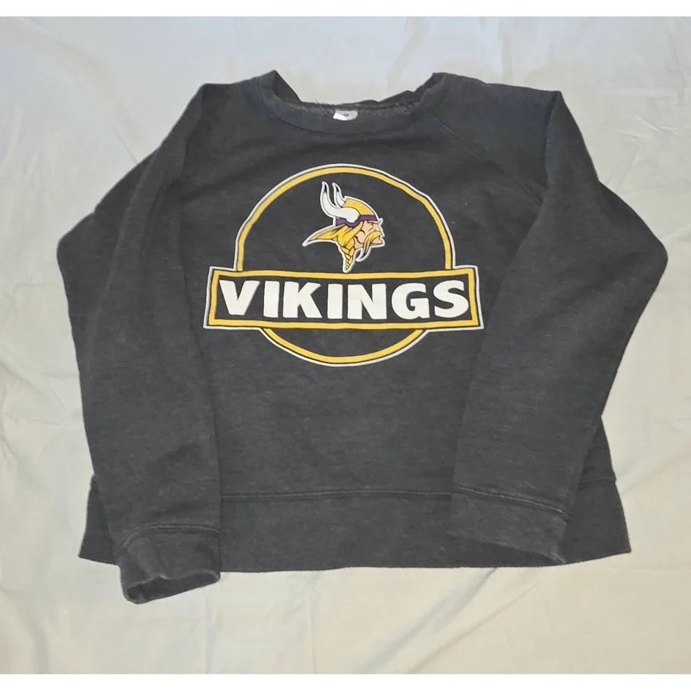 Minnesota Vikings Gray Crew Neck Sweatshirt size‎ medium